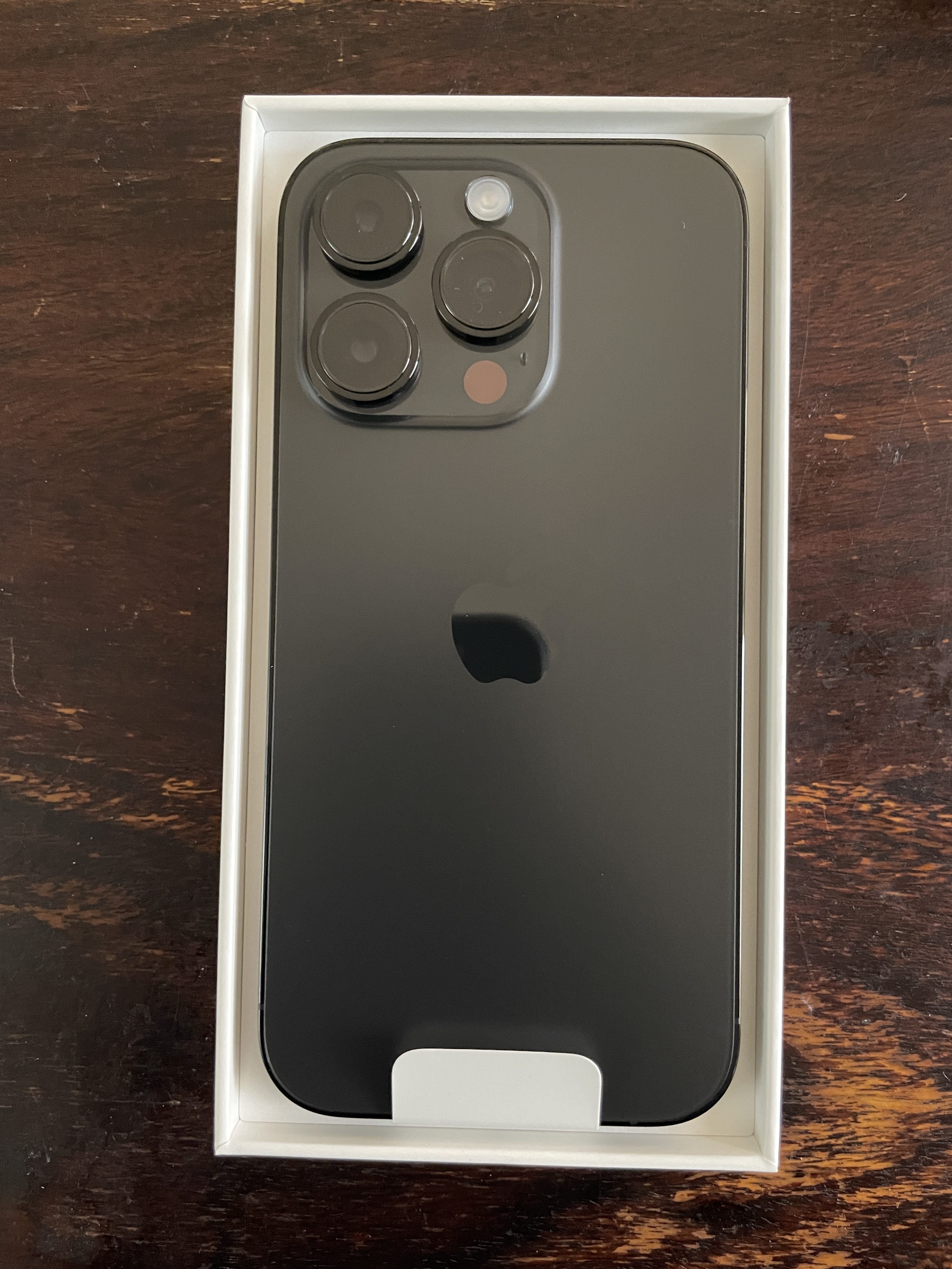 Apple iPhone 14 Pro グラファイト Review: Apple iPhone 14 Pro | The IT Nerd